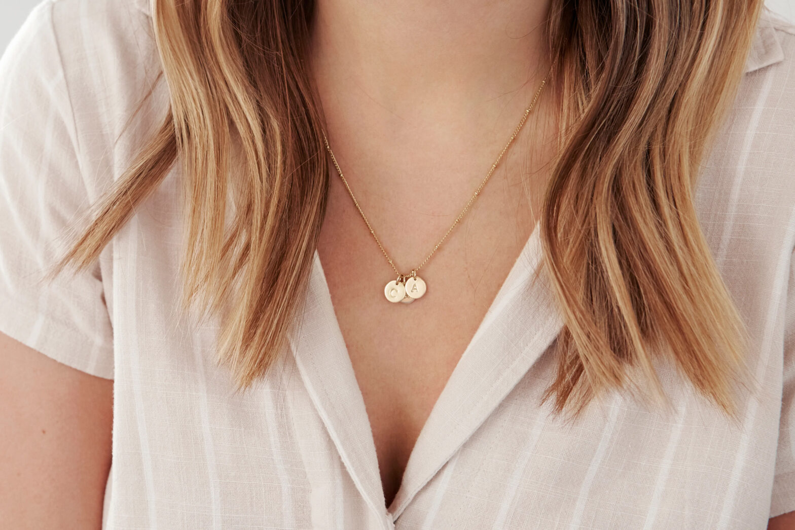 Discovering the Ideal Necklace for Gifting Timeless Beauty, Thoughtfully Wrapped